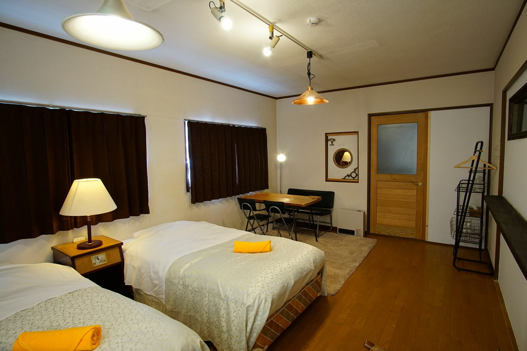 Hakuba Station Guesthouse En Экстерьер фото